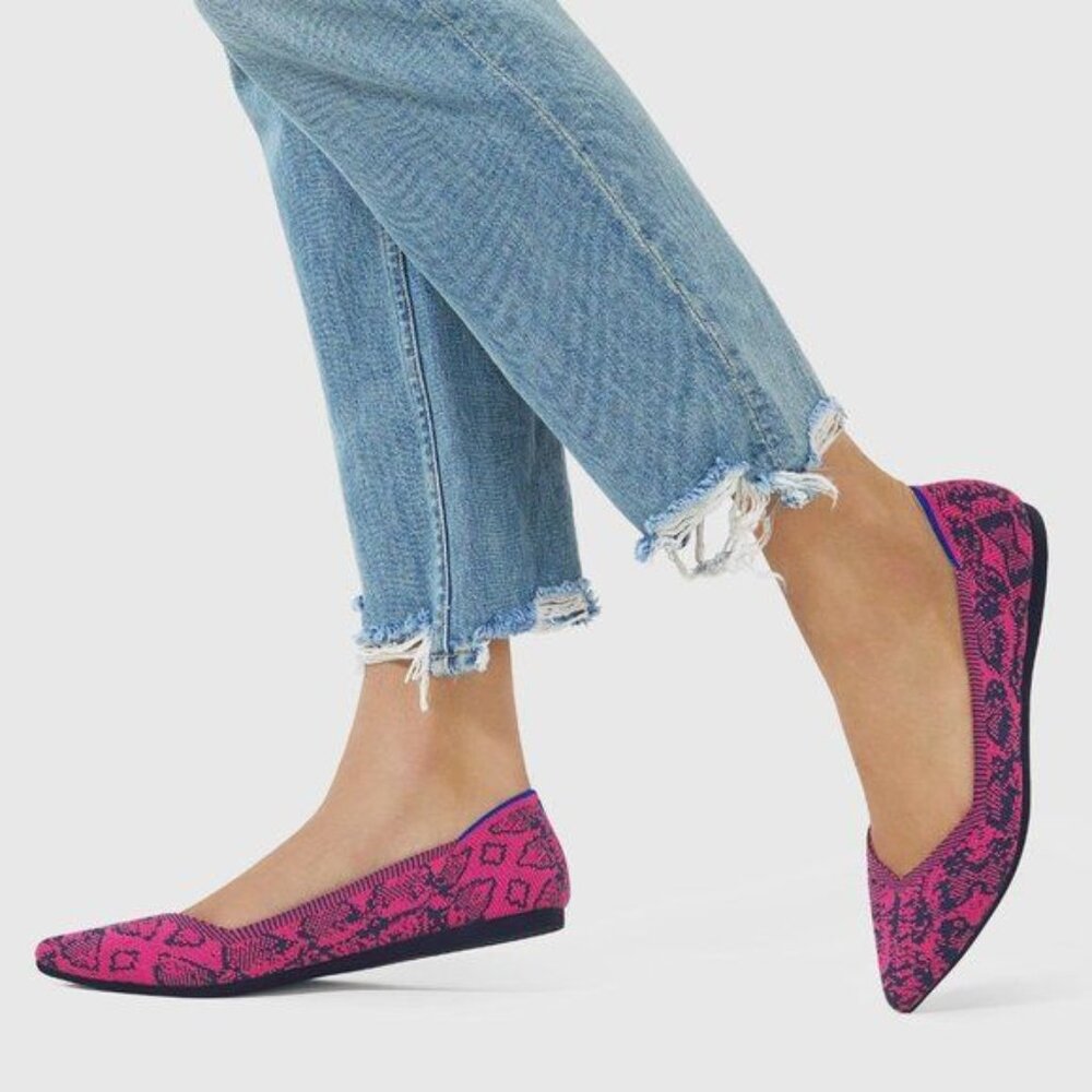 Rothy's The Point Flat In Fuchsia Navy Snake Prin… - image 1